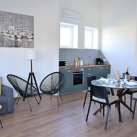 Apartment Aci Marina Rab Banjol エクステリア 写真