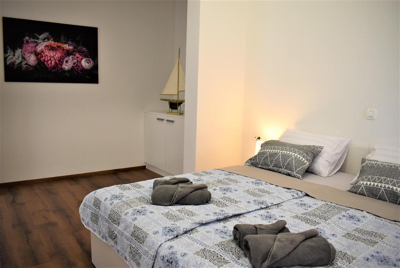 Apartment Aci Marina Rab Banjol エクステリア 写真